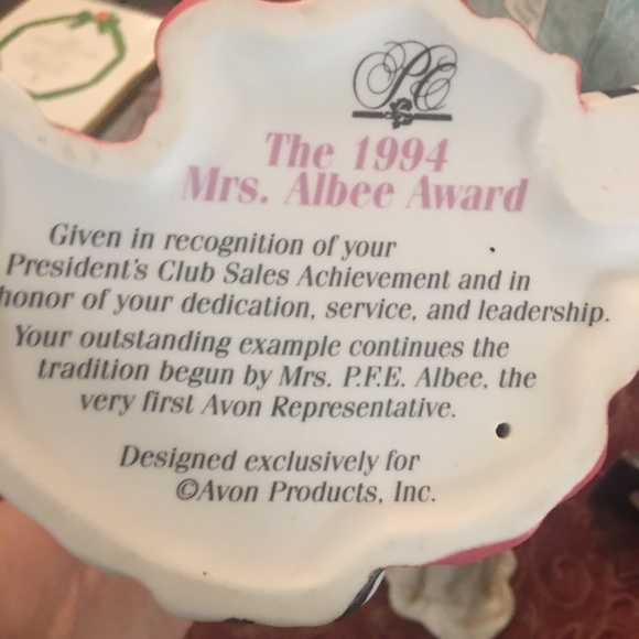 Avon porcelain dolls 1994 95 - Picture 4 of 11